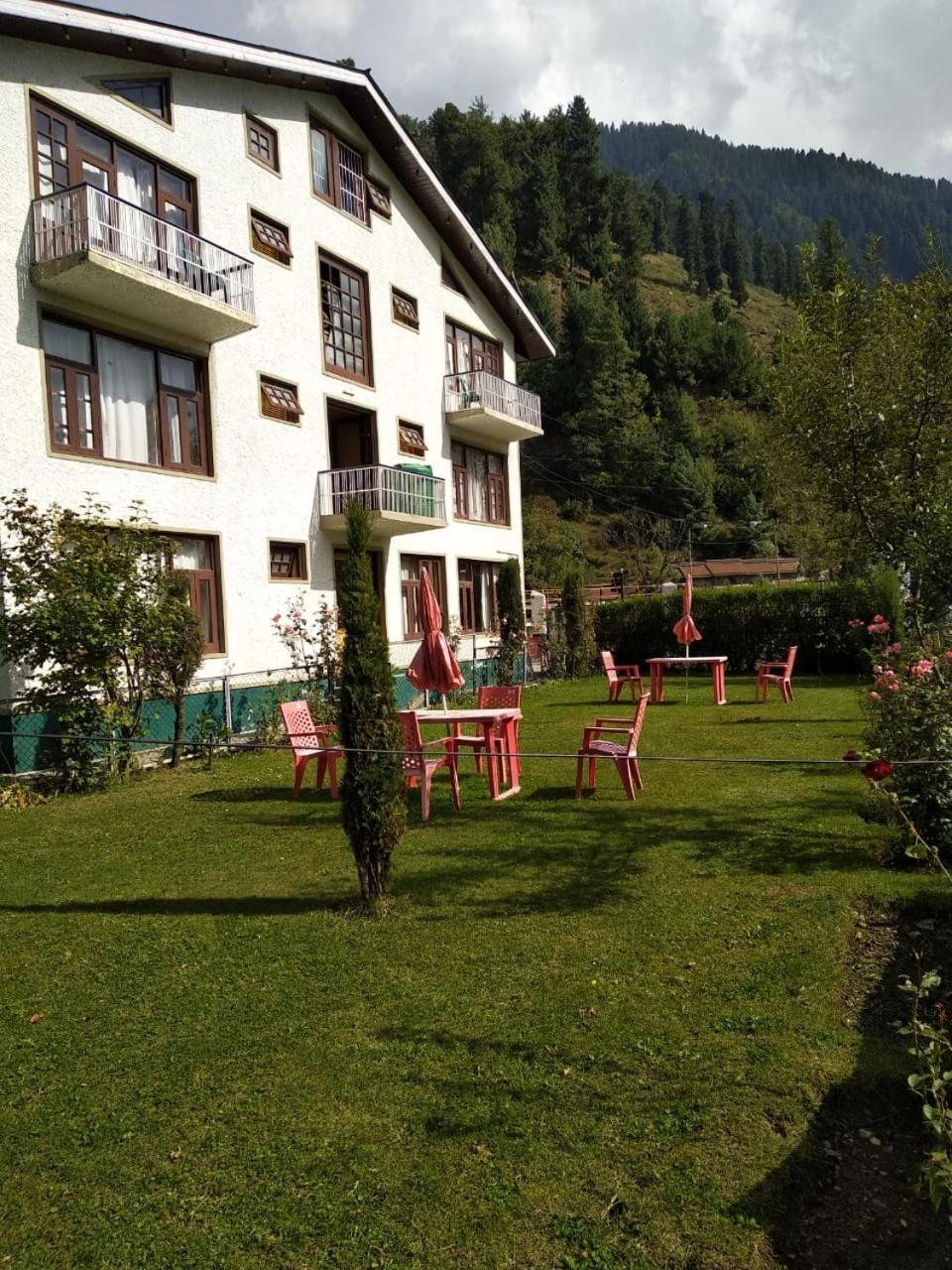 Hotel King Palace Pahalgām Zewnętrze zdjęcie
